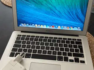 MacBook Air sælges