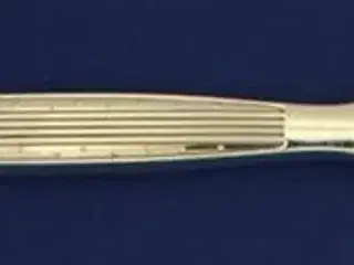 Capri Øloplukker, 15½ cm.