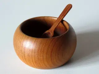 Saltkar i teak