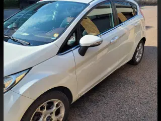 Flot og velholdt Ford Fiesta 