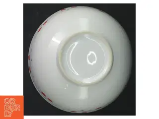 Hvid porcelænsskål med jordbærmotiv (str. 14,5 cm)