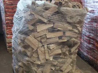 1,15 kbm. Brænde af ask