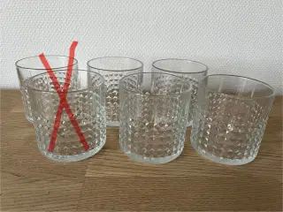 4 drikkeglas i rigtig fin stand