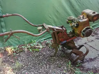 Wolseley Merry Tiller fræser til istandsættelse.