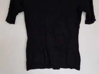 Sort bluse fra NLY Trend