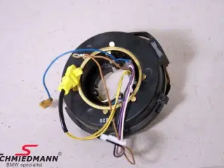 Kabelboks på rat til airbag/multifunktionstaster/horn B32341094261 BMW E38 E39
