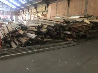 Tømmer sælges 
