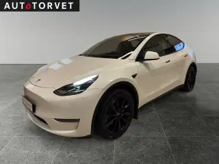 Tesla Model Y  Long Range AWD