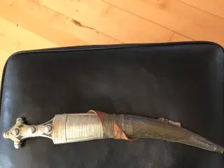 Orientalsk krumkniv, Daggert