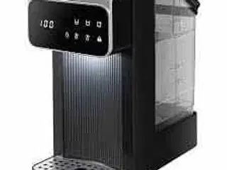 Varmtvandsdispenser - sort 2600W 3 liter