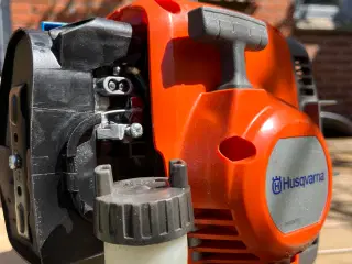 Husqvarna græstrimmer/buskrydder
