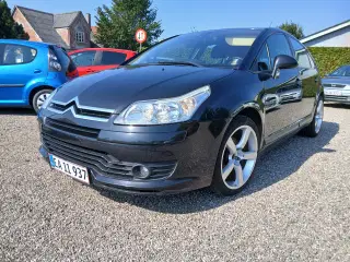 Citroën C 4 . 2,0 Benzin 