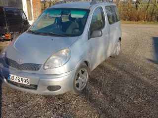 Toyota Yaris varso 1.4 turbo diesel 