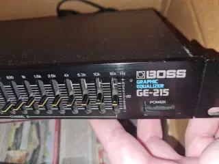 Ubrugt Boss GE-215 Equalizer 