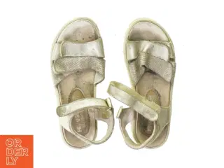 Sandaler fra Primigi (str. 33)