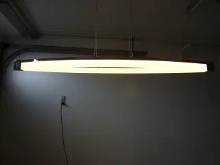 Wofi spisebordslampe
