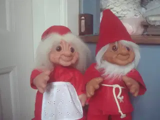 DAM (GJØL) JULETROLDE- NISSEMOR & NISSEFAR