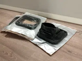 Inddækning:  -  Taggennemføring: