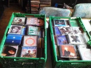 CD er Byt m gl DK Lystspil før 1975  oa som vist 