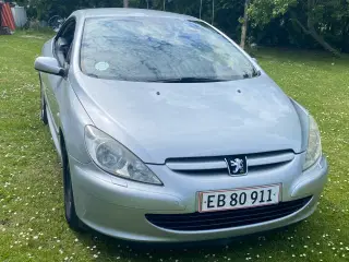 Rigtig fed cabriolet som bare skal prøves 