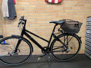 Dame city bike