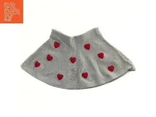 Børnenederdel med hjerter fra H&M (str. 98)