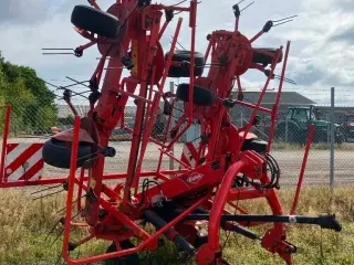 Kuhn GF 8702