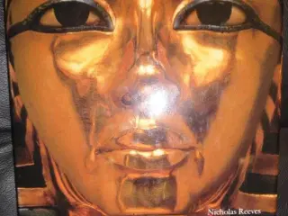 Complete Tutankhamun: King, Tomb, Royal Treasure