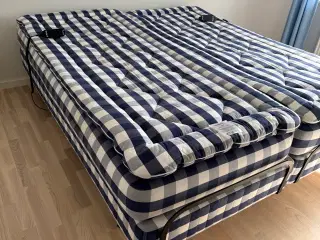 2 stk. Hästens elevationssenge  