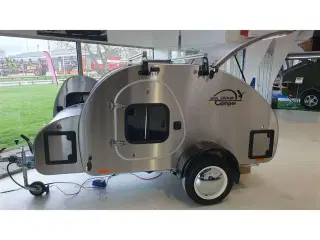 0 - Lifestyle Camper Steeldrop Premium   Lille camper i retro look