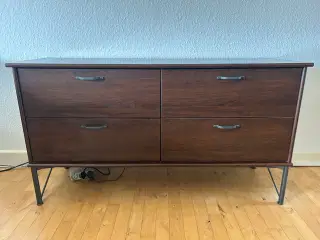 Tv-bord
