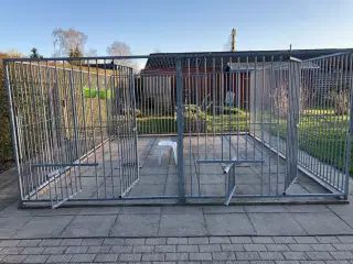 STOR PODA HUNDEGÅRD  