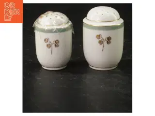 Hjertegræs Porcelæns salt- og pebersæt fra Royal Copenhagen