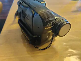 Panasonic S-VHS videokamera