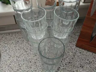 Ikea glas 13 stk 5 kr stk 