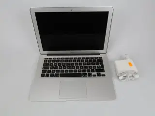Apple MacBook Air 13" i7