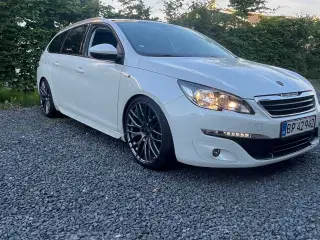 Meget velholdt og velkørende Peugeot 308 SW