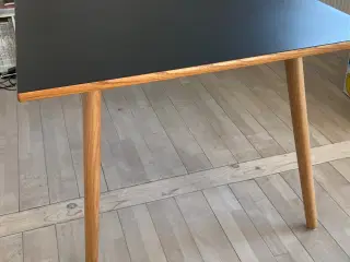 Spisebord 