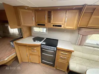 2008 - Kabe Royal 560 XL KS   Kabe Royal 560XL KS  årg 2008 4 sovepladser,5 siddepladser byvand, lædersæder, Alde Centralvarme ,mover