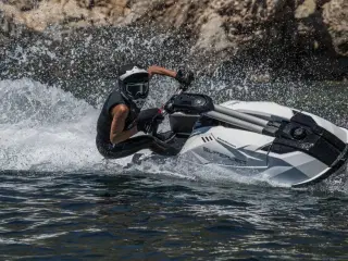 Yamaha SuperJet 700