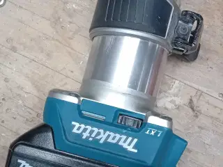 Makita en hånds fræser 
