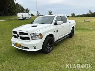 Pickup truck Dodge Ram 1500