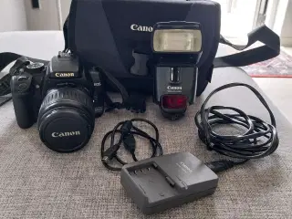Canon EOS400D spejlreflekskamera med blitz
