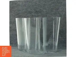 Glas vase fra Alvar Aalto (str. 20 x 15 cm)