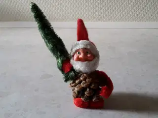 Gammel nisse på kogle