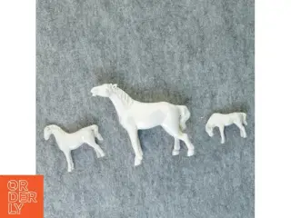 Heste figurer i porcelæn (str. 14 x 13 cm)