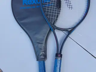 Tennis ketcher med sjov reklame for Rexona