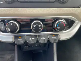 2013 Kia Rio benzin