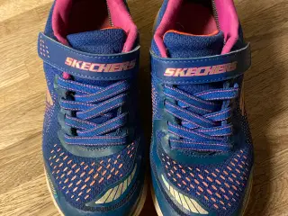 Skechers waterProof sko str. 32