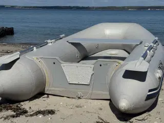 Gummibåd Dacron 270 incl. alt originalt tilbehør 